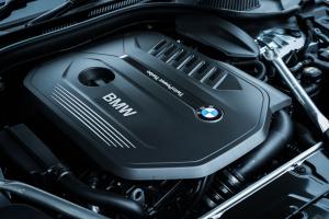 BMW 540i Sedan M Sport 2017 года  (JP)